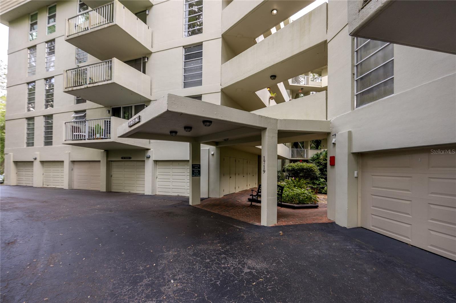 1719 NW 23RD AVE #3F