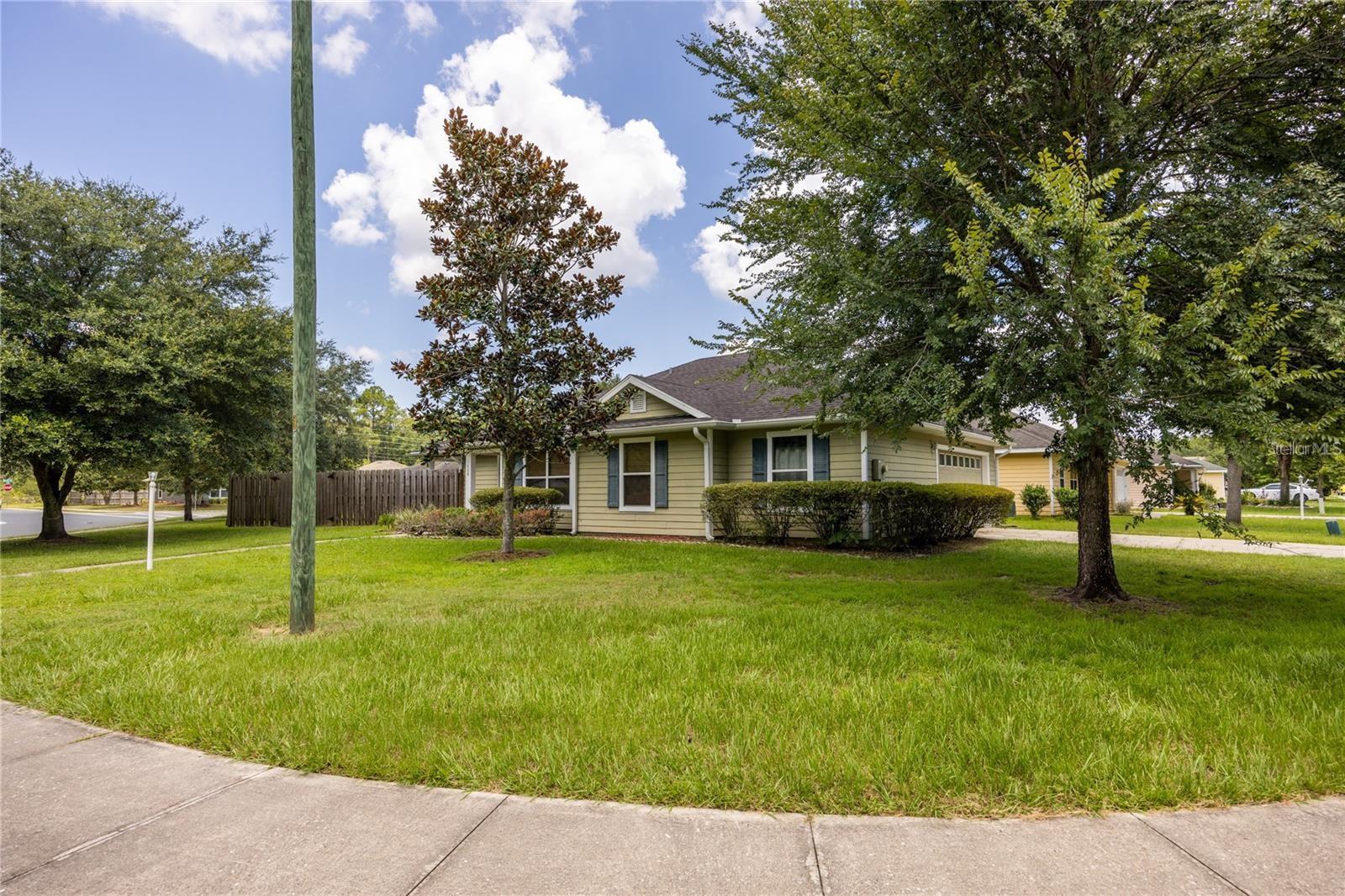 1608 NE 45TH PL
