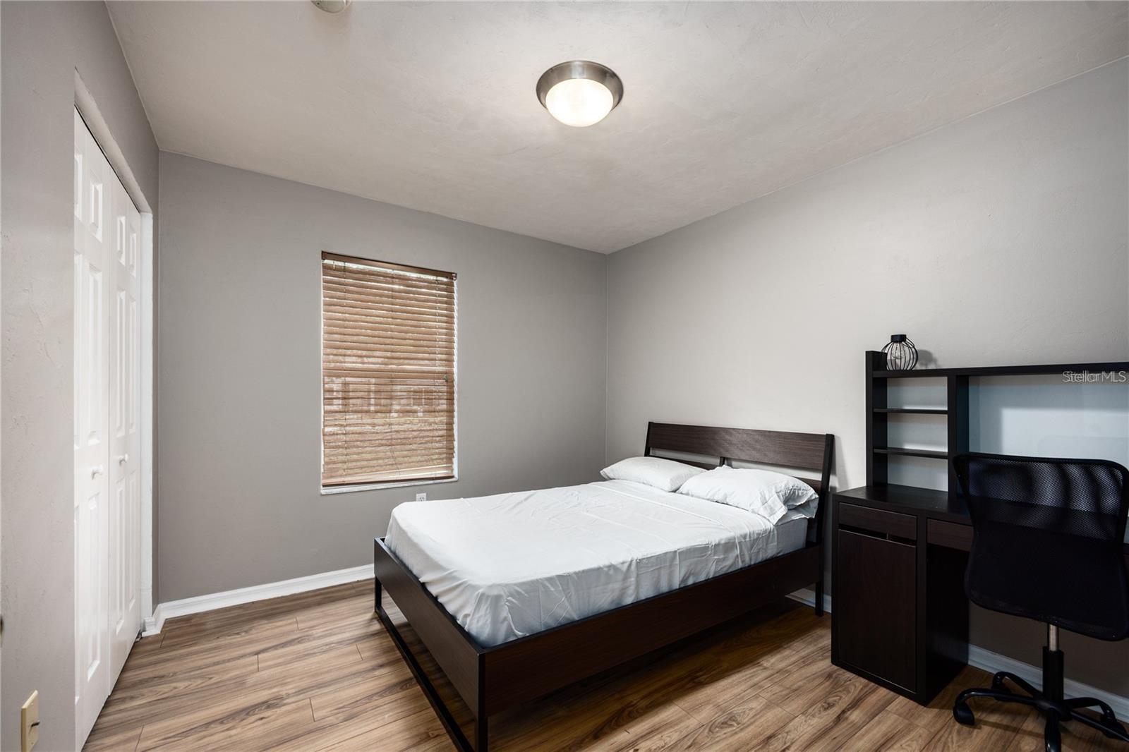 1608 NE 45TH PL