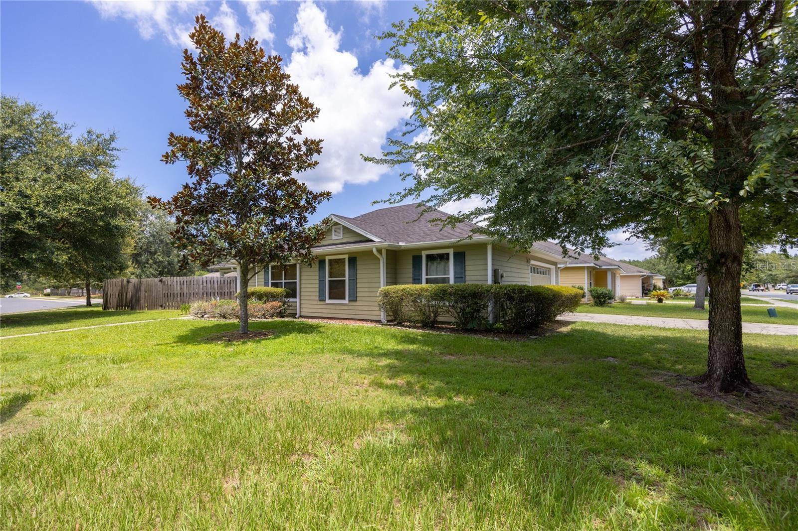 1608 NE 45TH PL