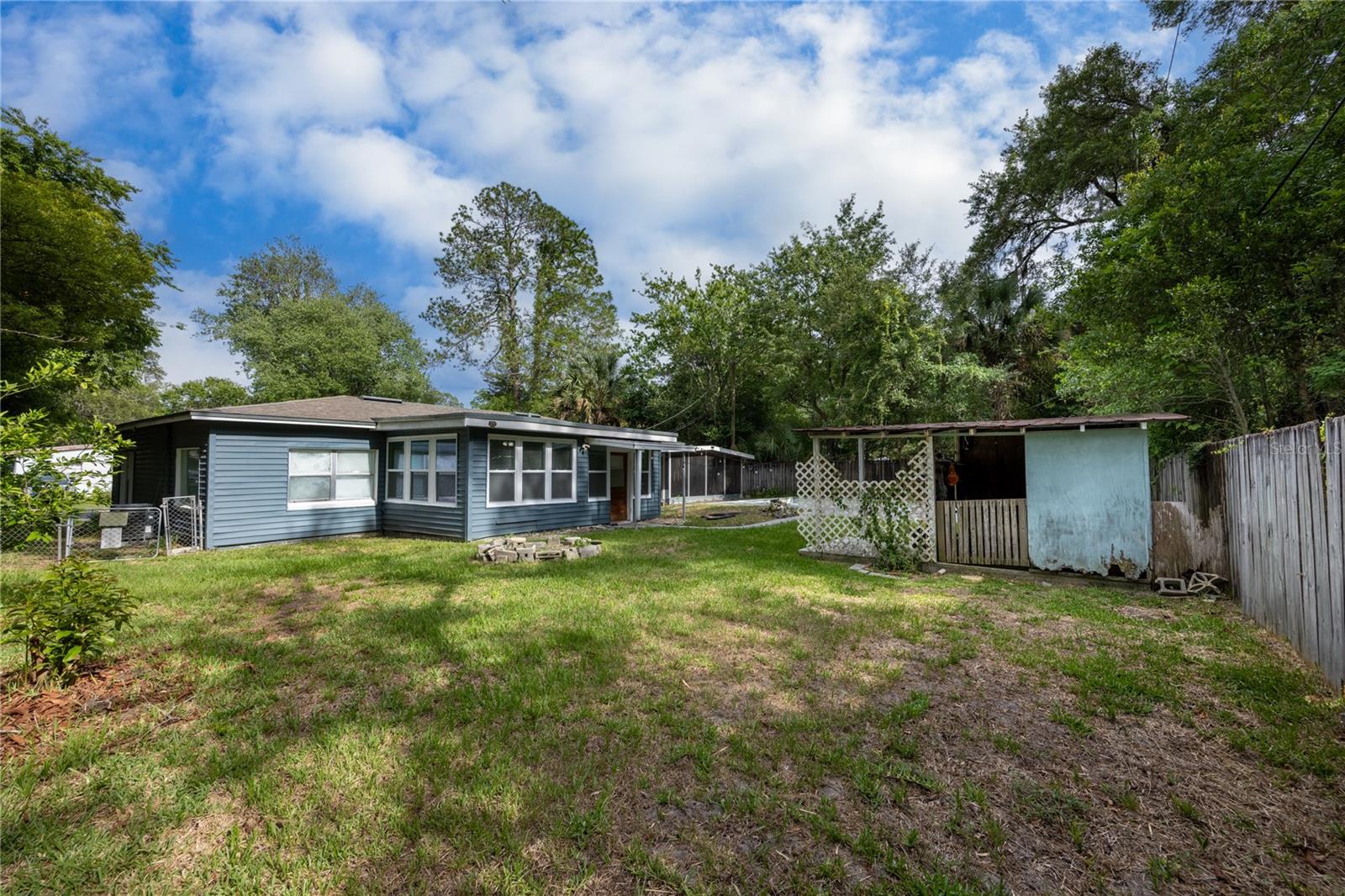 1318 NE 14TH ST