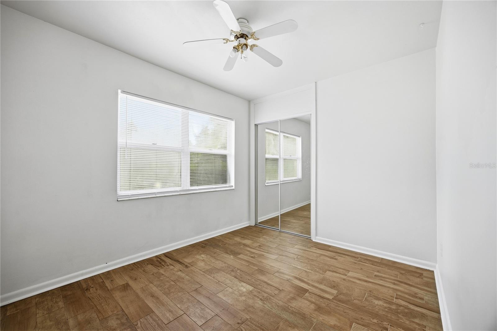 1318 NE 14TH ST