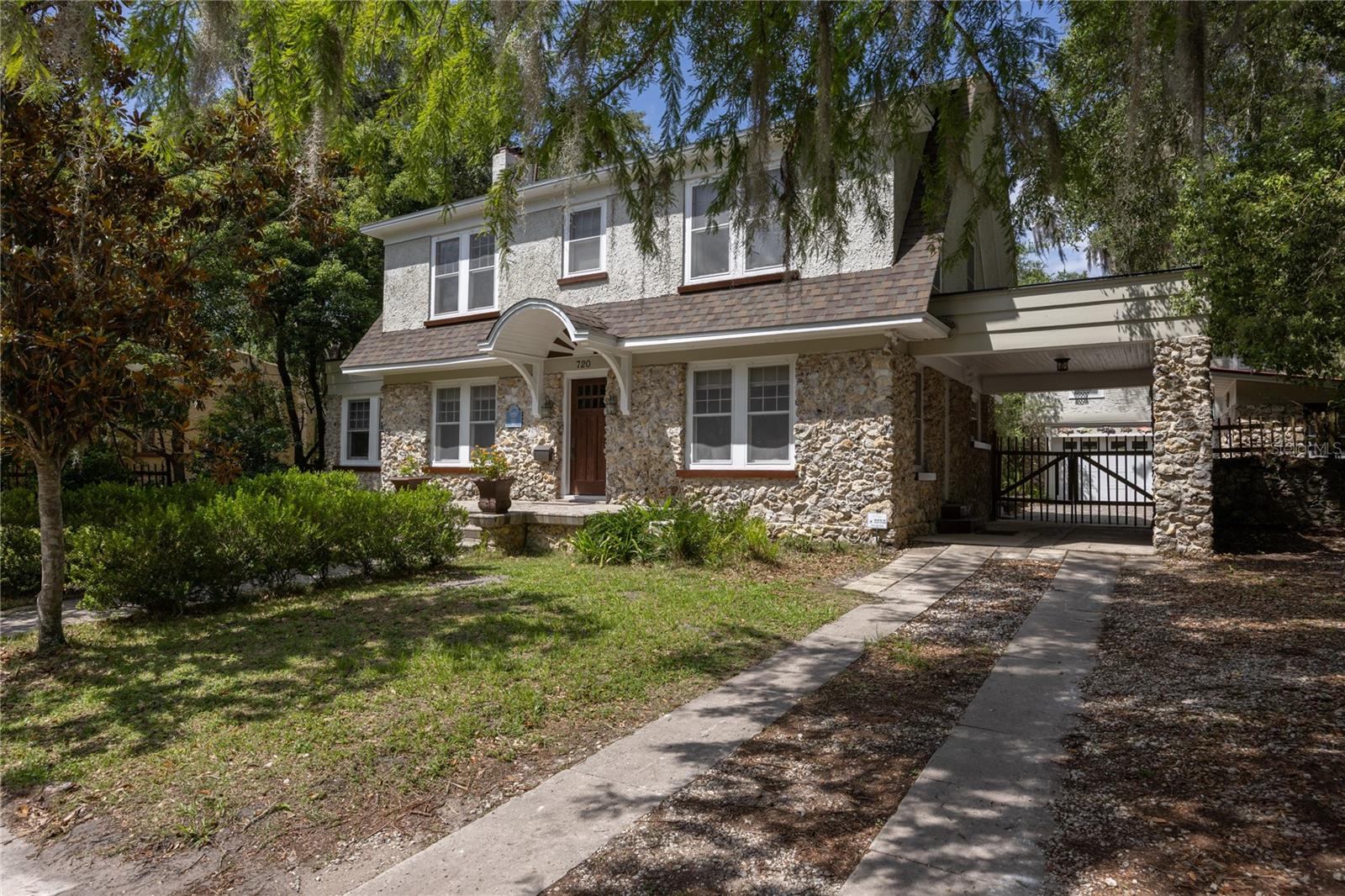 720 NE BLVD. BLVD