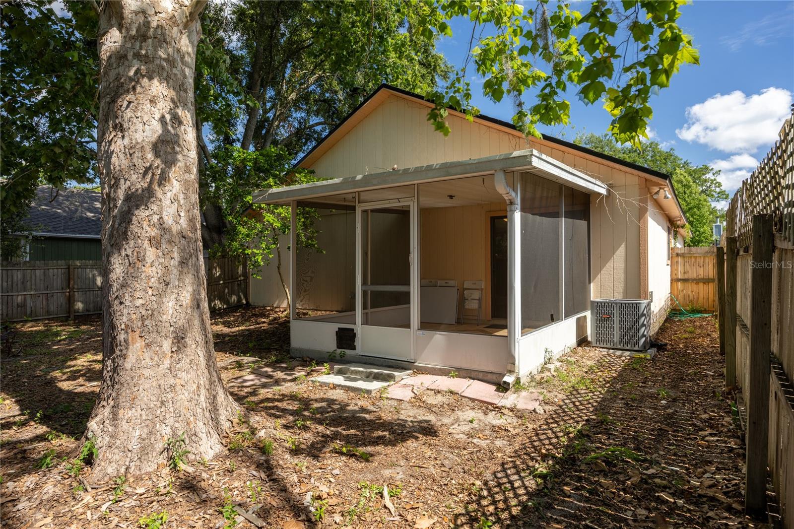 2951 SW 40TH AVE