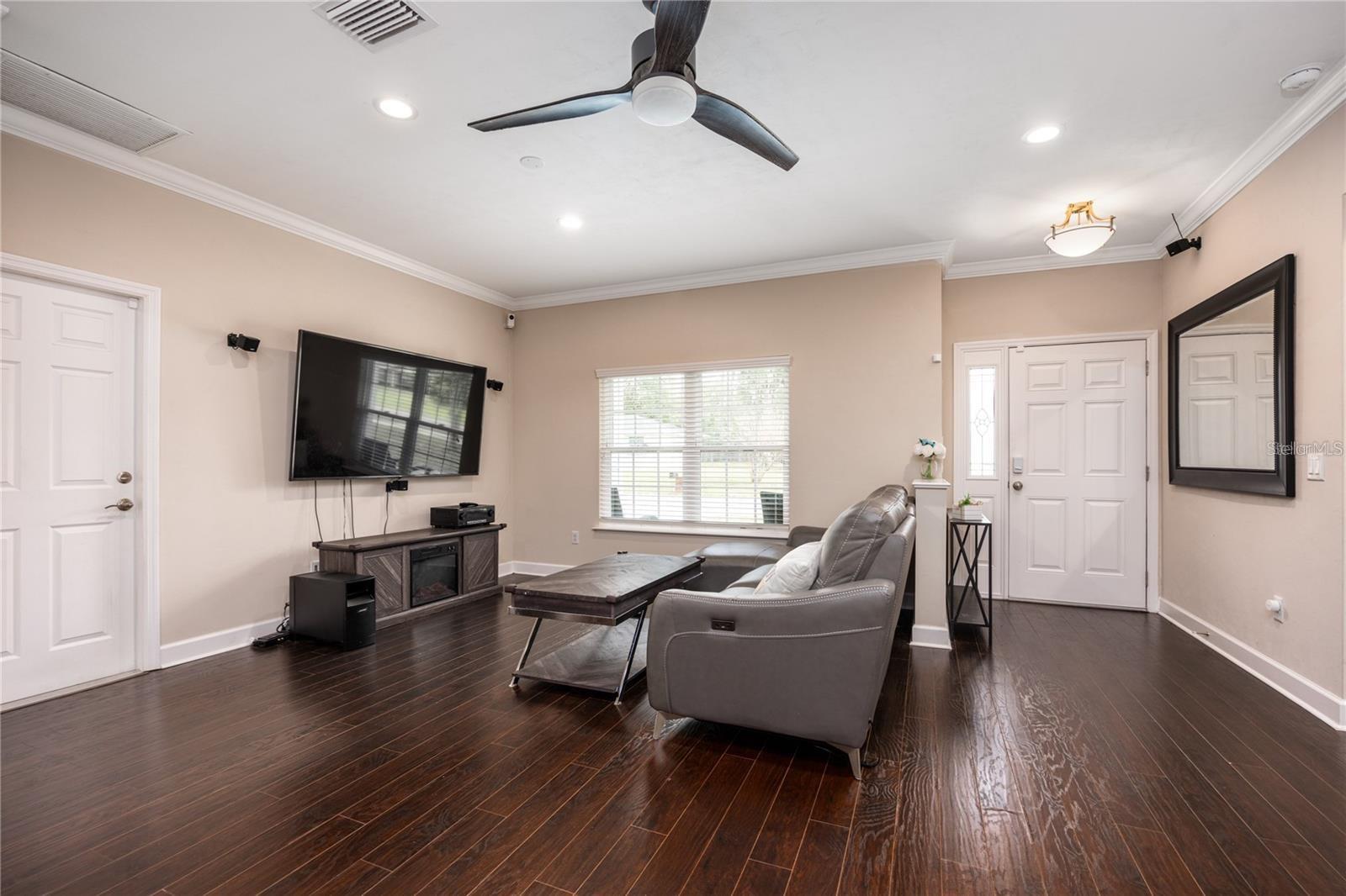 5504 NW 34TH ST