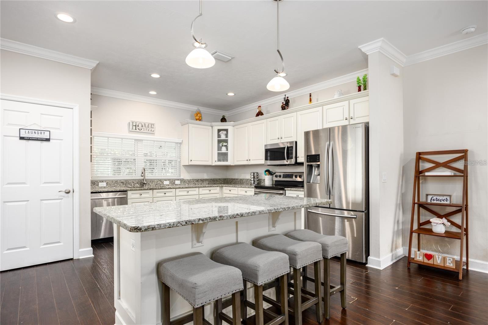 5504 NW 34TH ST
