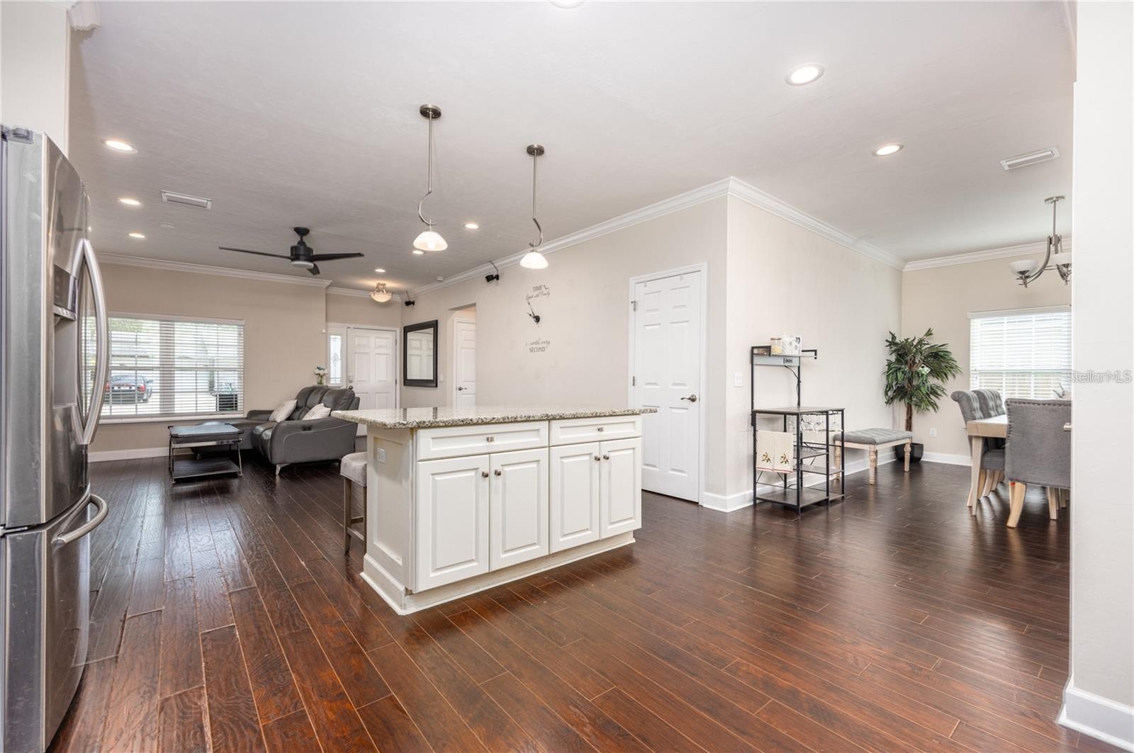 5504 NW 34TH ST