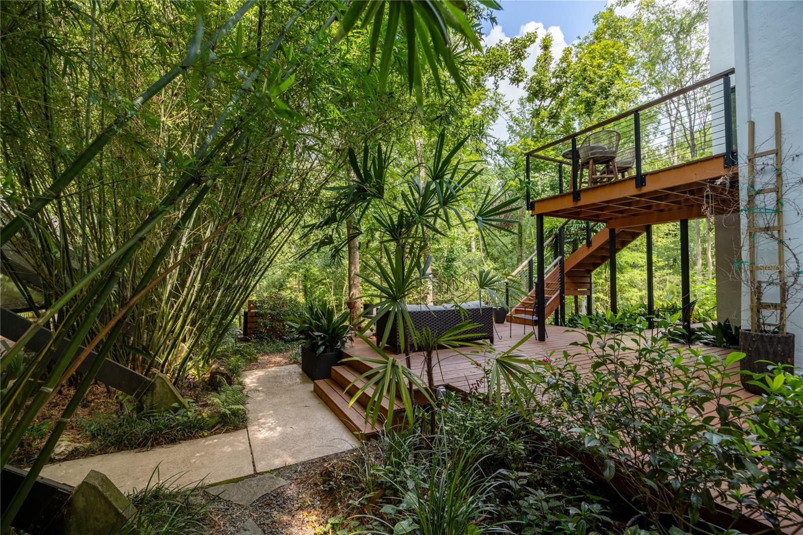 2012 NW 24TH ST