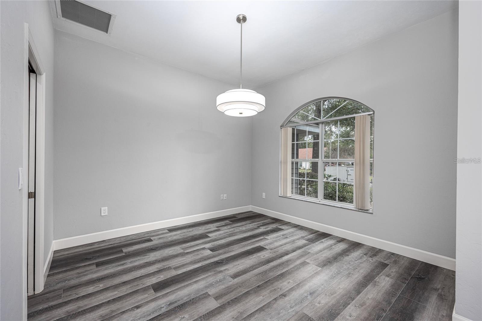2103 SW 75TH TER