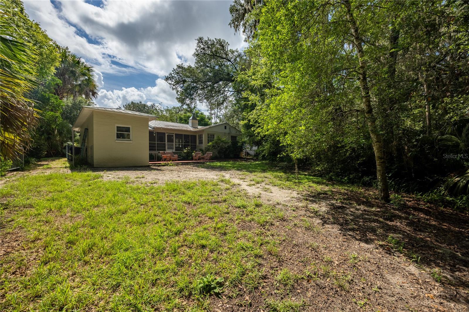 434 NW 25TH ST