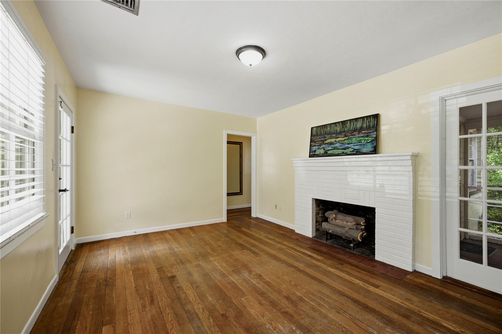434 NW 25TH ST