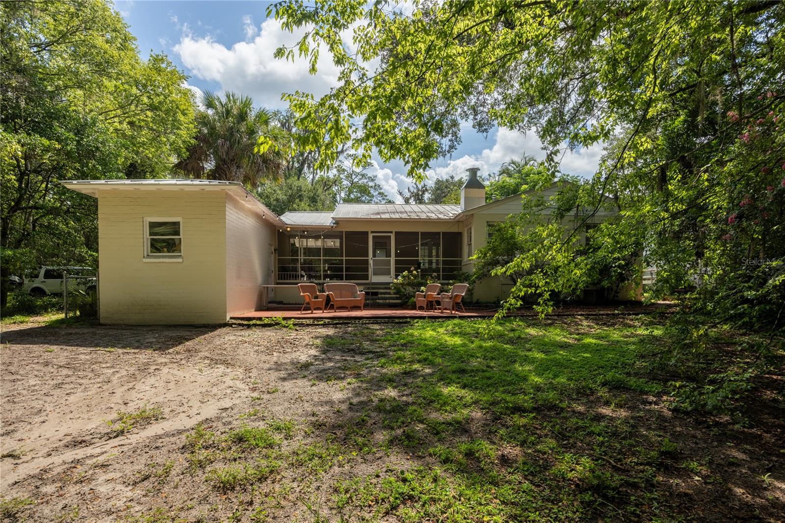 434 NW 25TH ST