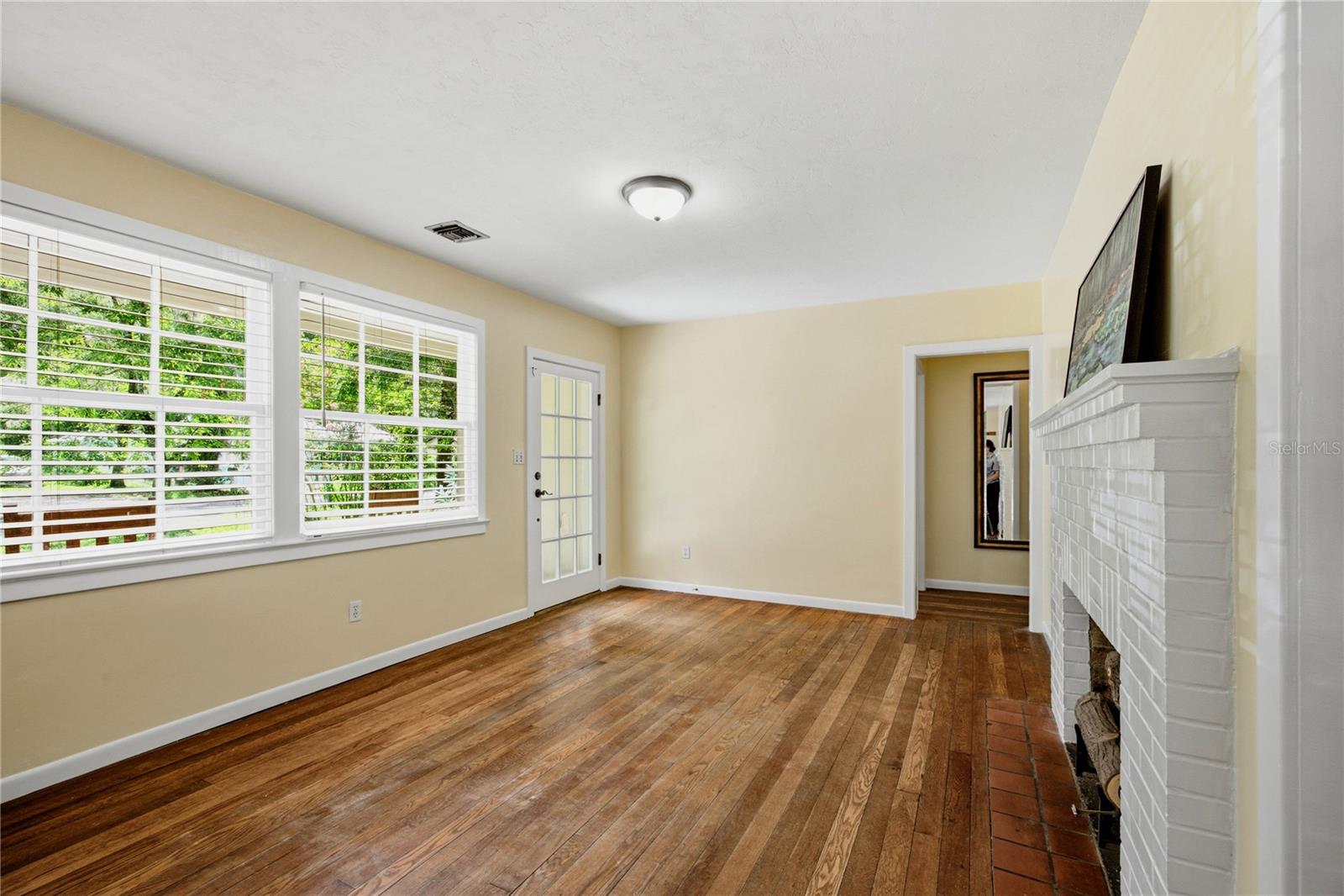 434 NW 25TH ST