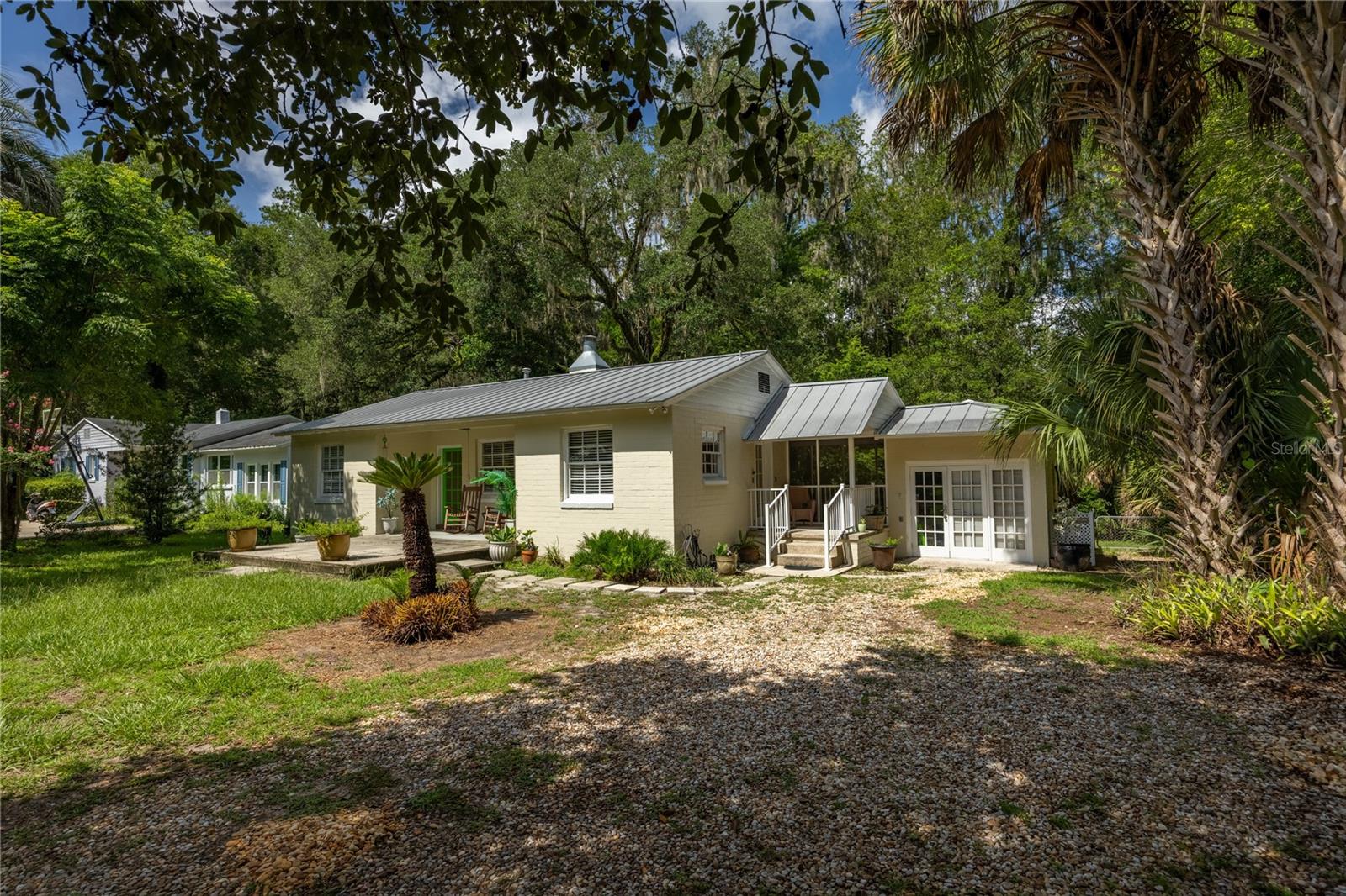 434 NW 25TH ST