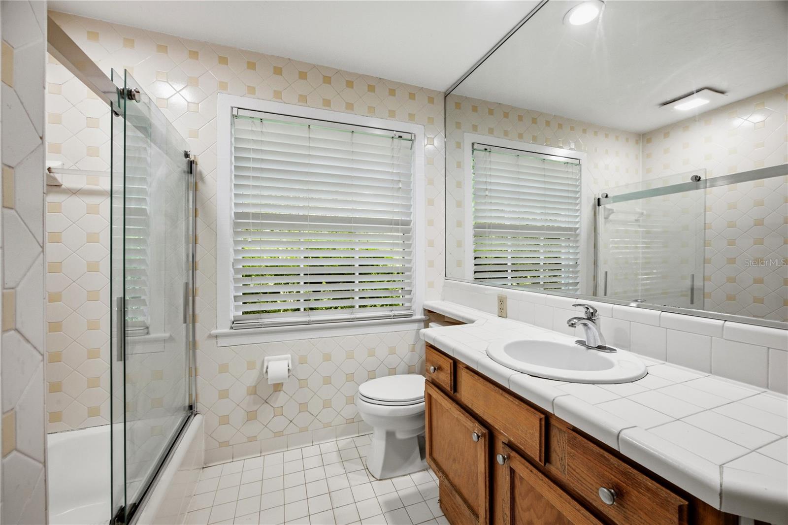 434 NW 25TH ST