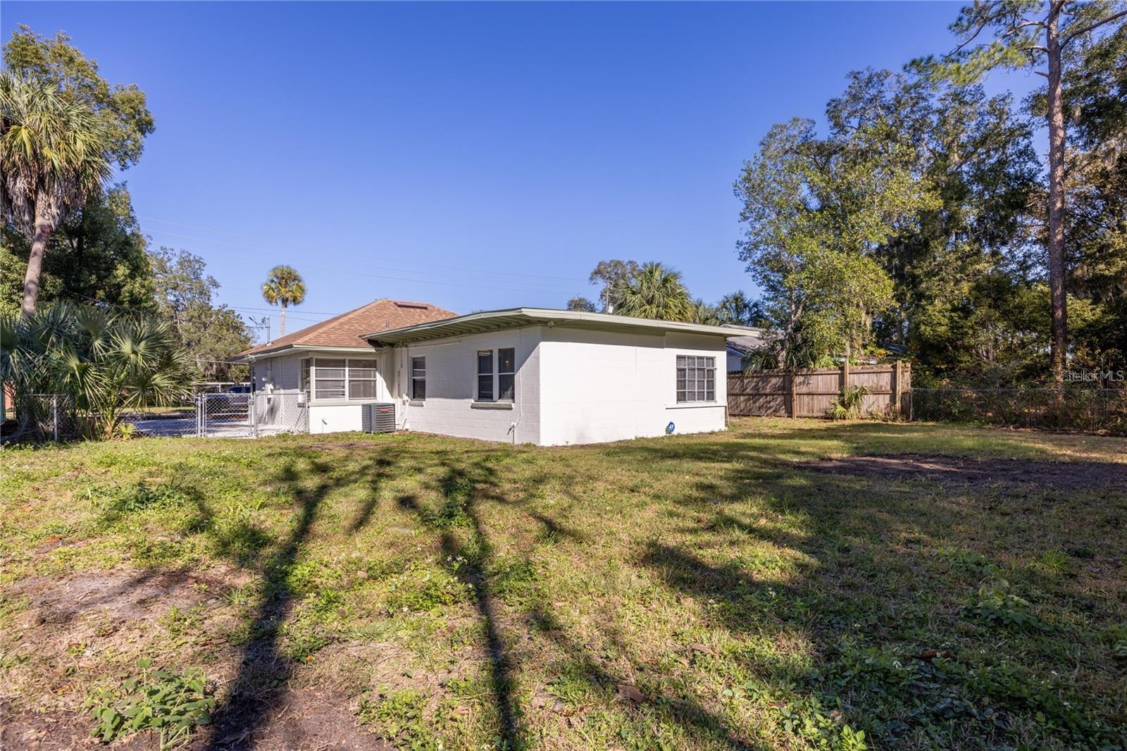 319 NW 16TH AVE