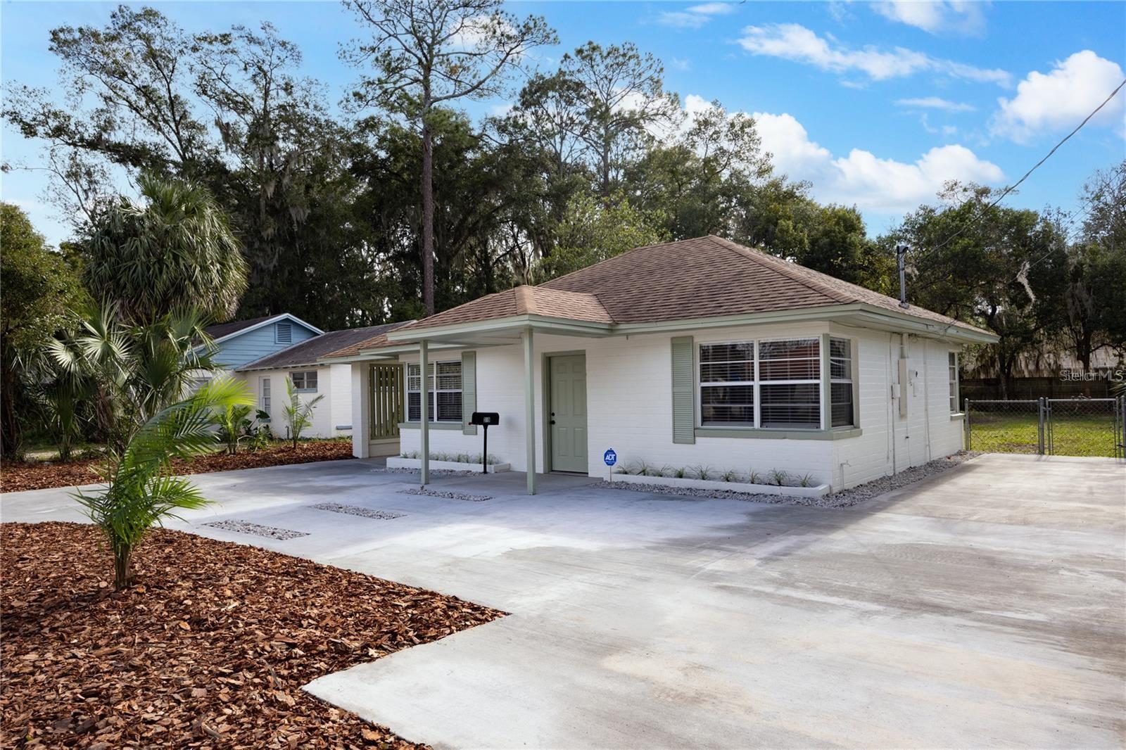 319 NW 16TH AVE