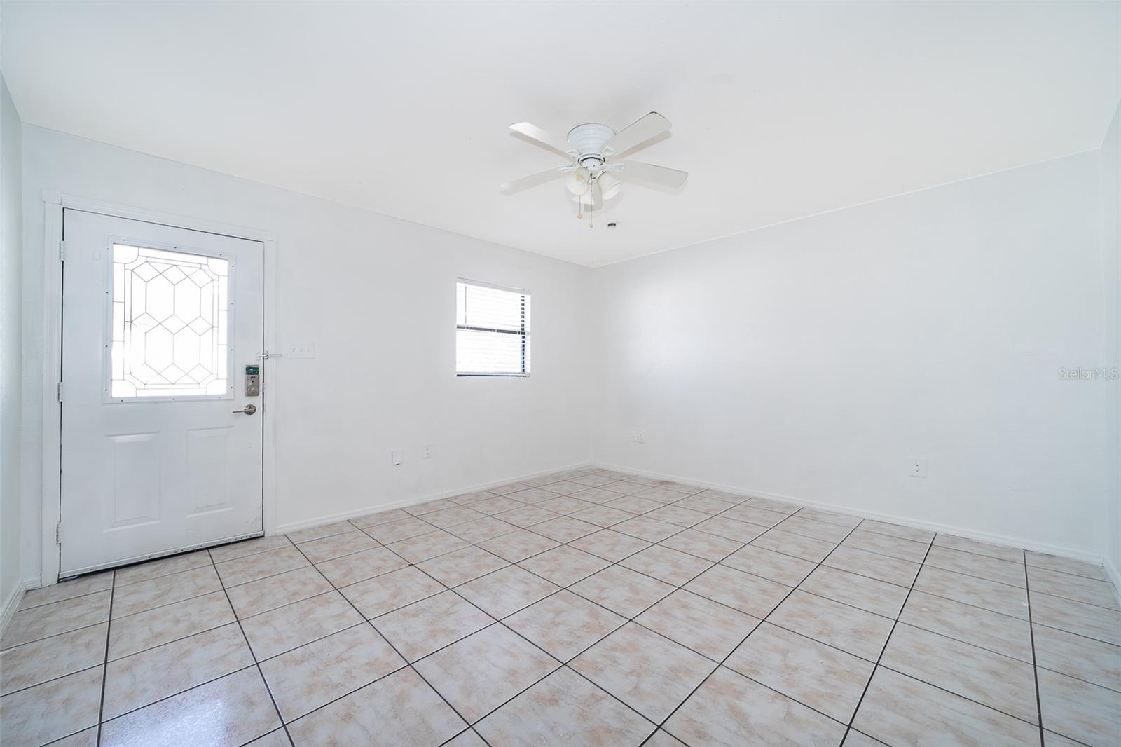 116 & 118 E MURIEL ST