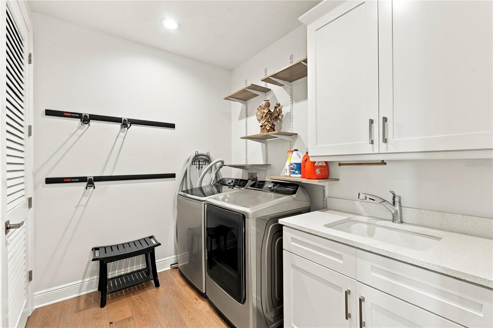602 SEA CT
