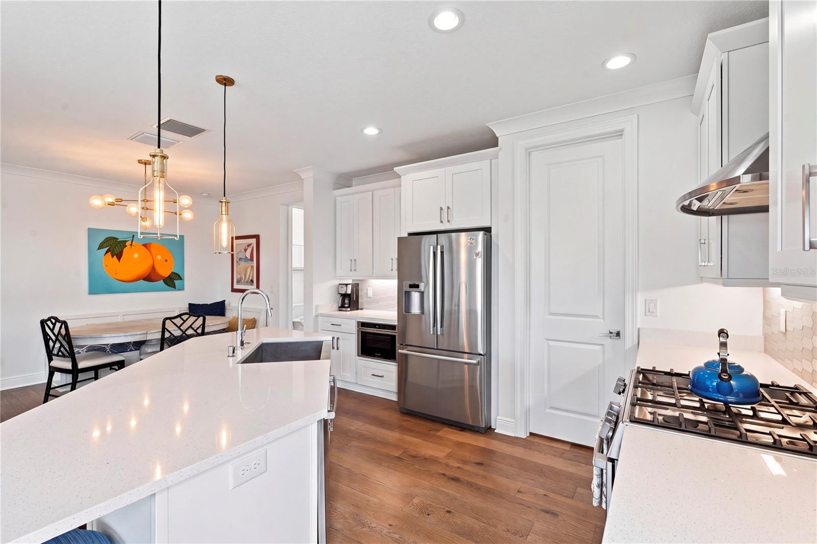 602 SEA CT