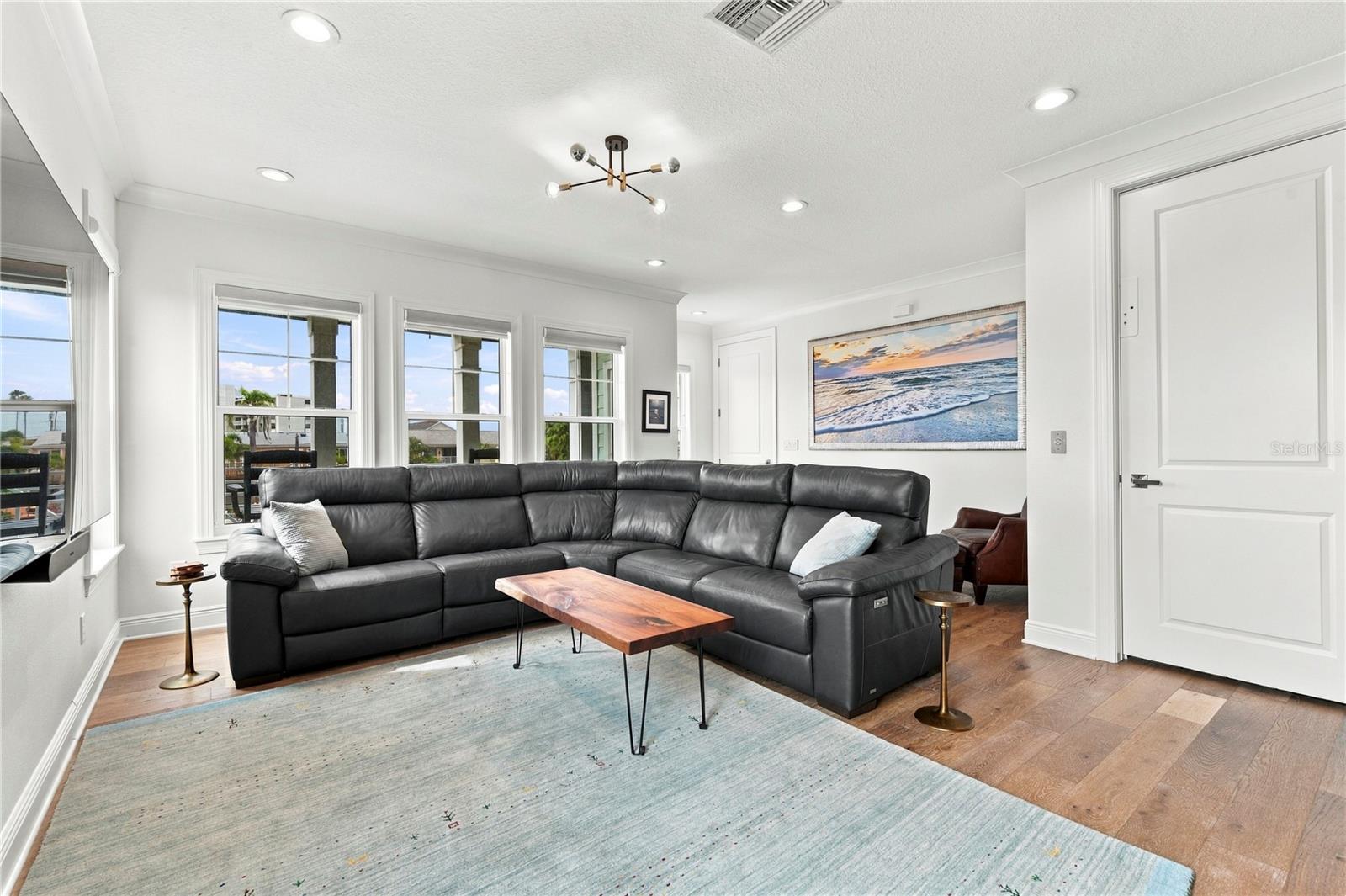 602 SEA CT