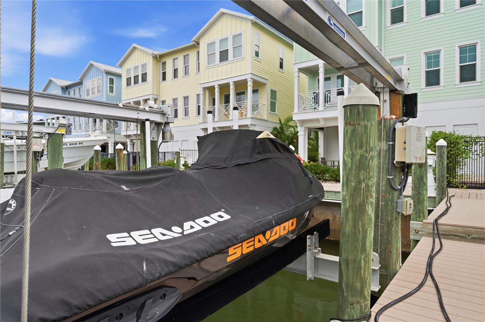 602 SEA CT