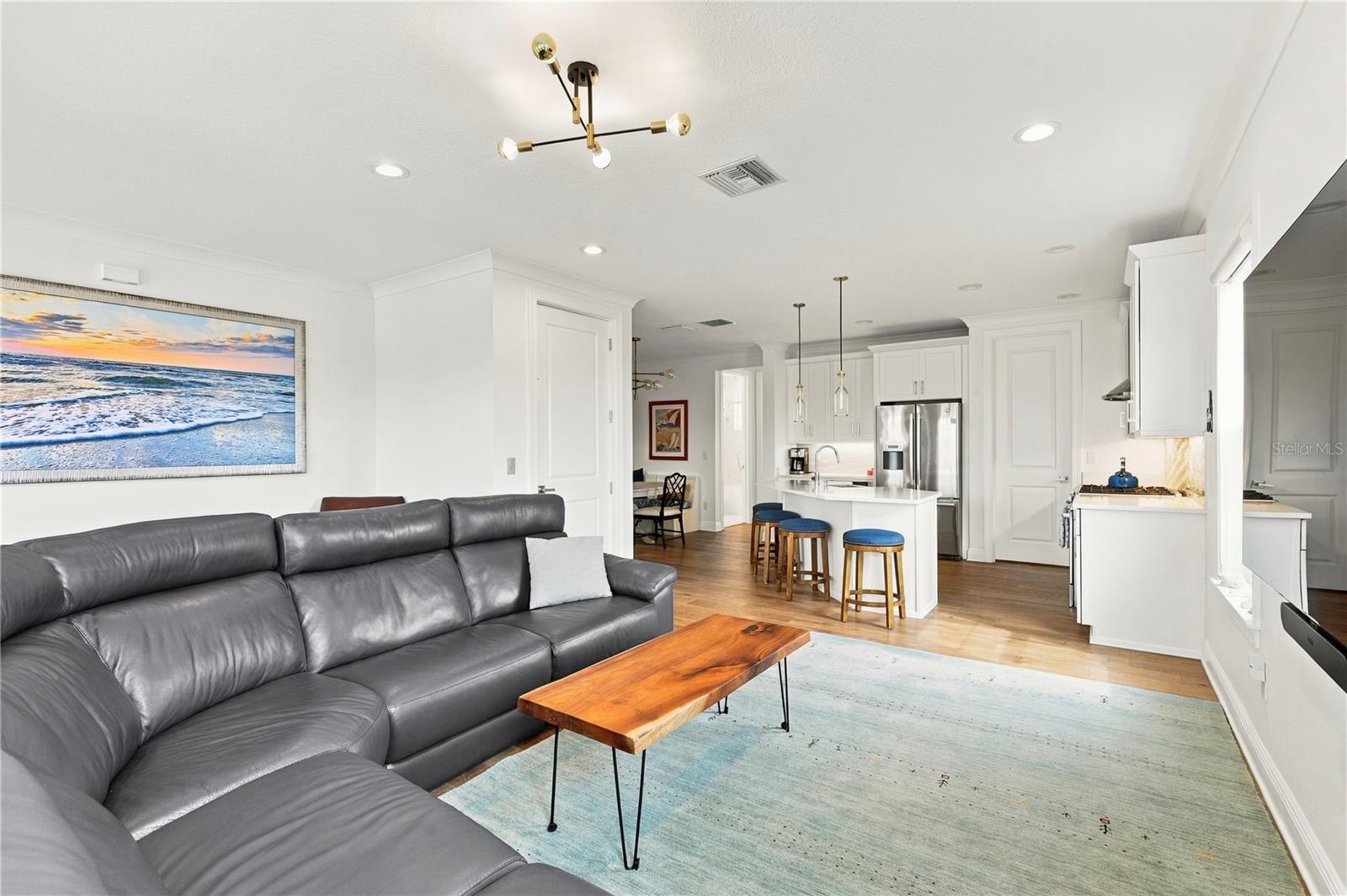 602 SEA CT