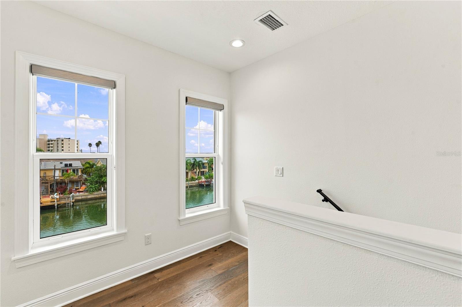 602 SEA CT