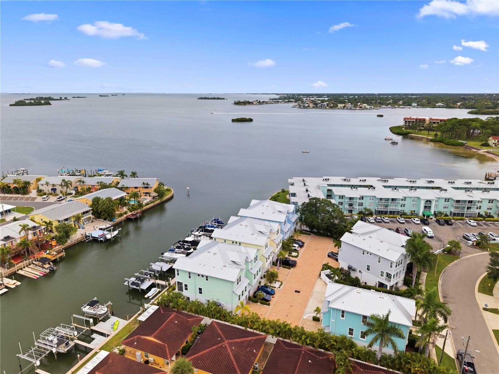 602 SEA CT