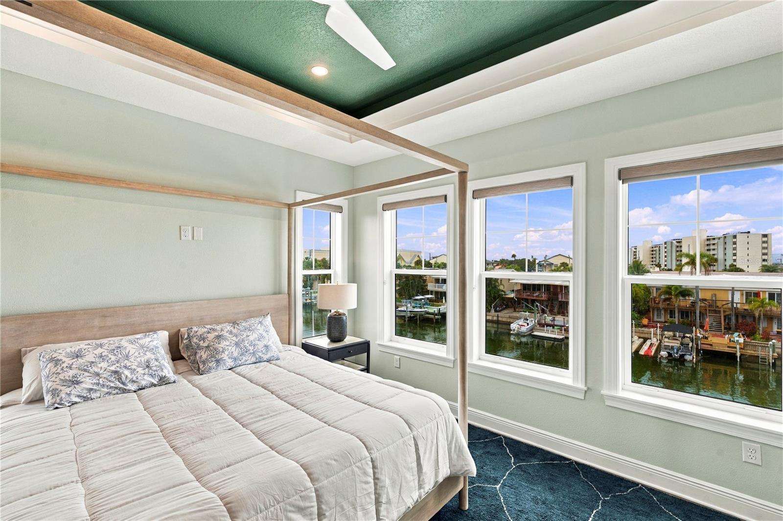 602 SEA CT