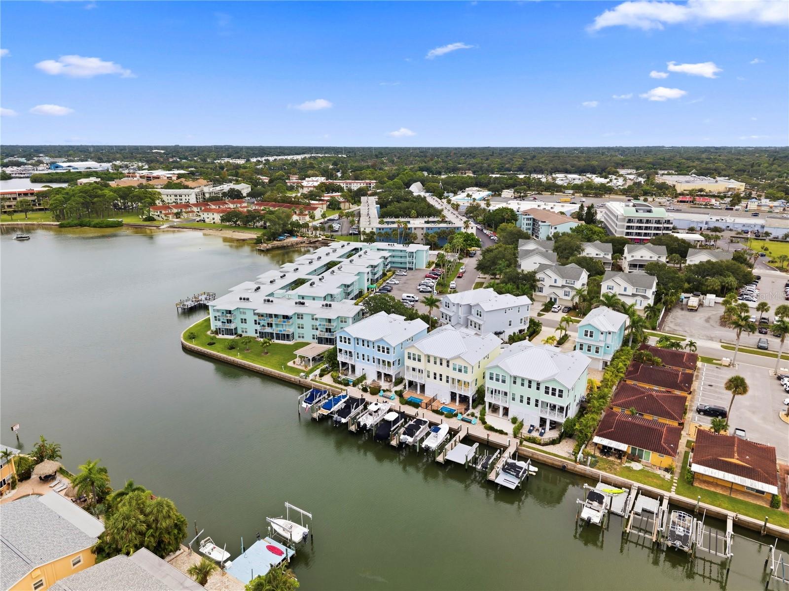 602 SEA CT