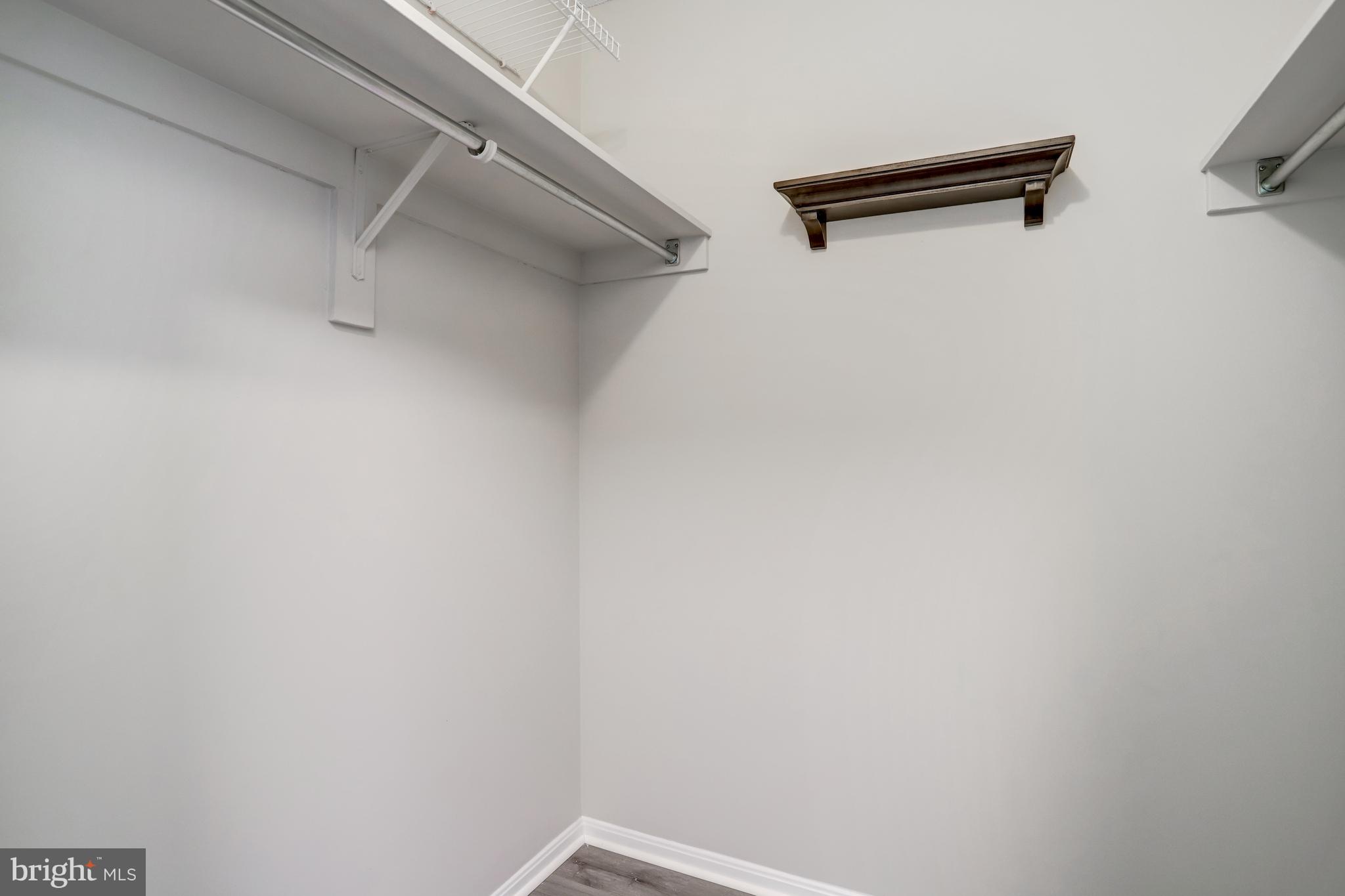 307 Yoakum Pkwy #1802