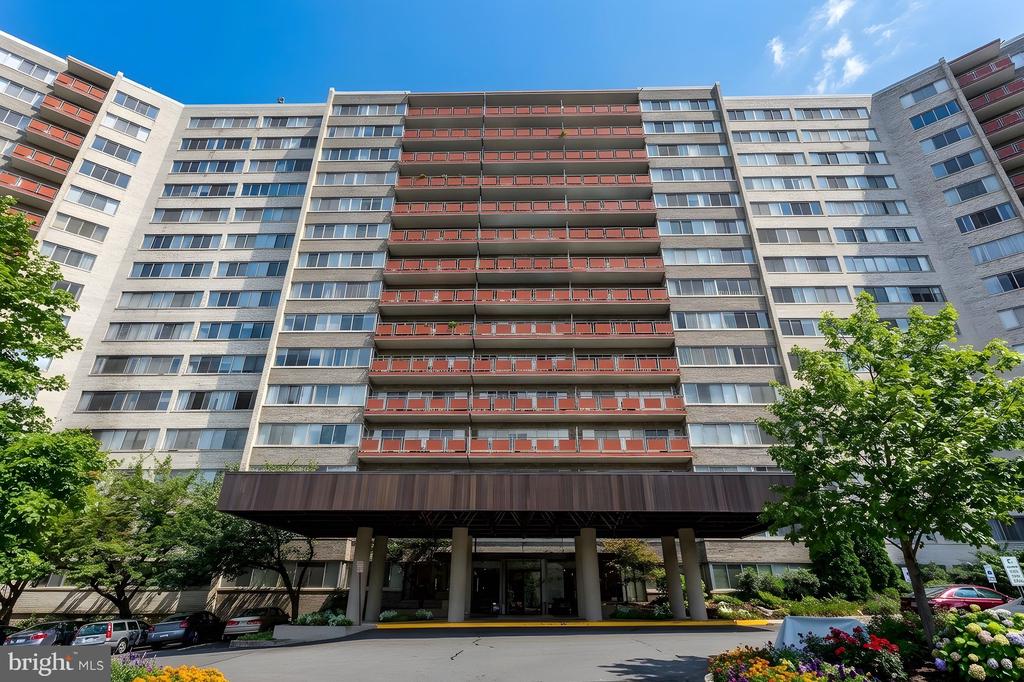 5340 HOLMES RUN PARKWAY Unit: 516