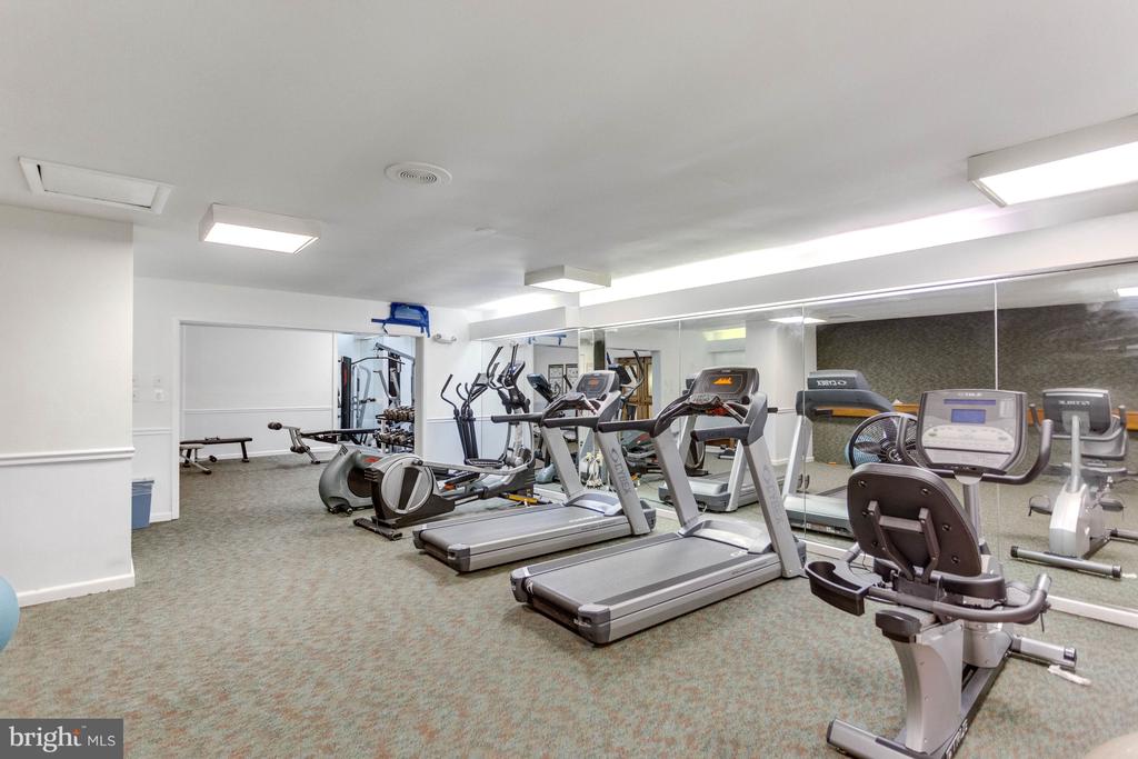 5340 HOLMES RUN PARKWAY Unit: 516
