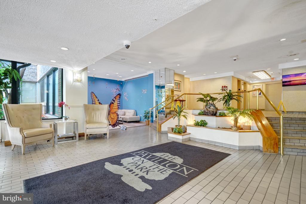 5340 HOLMES RUN PARKWAY Unit: 516