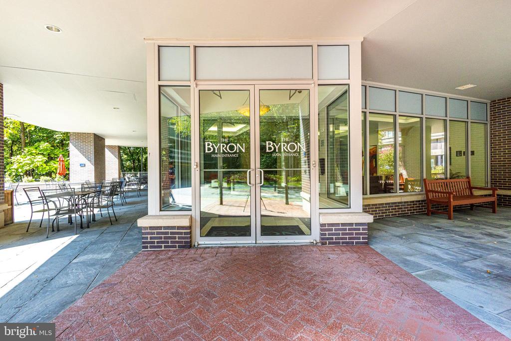 513 W Broad St #417