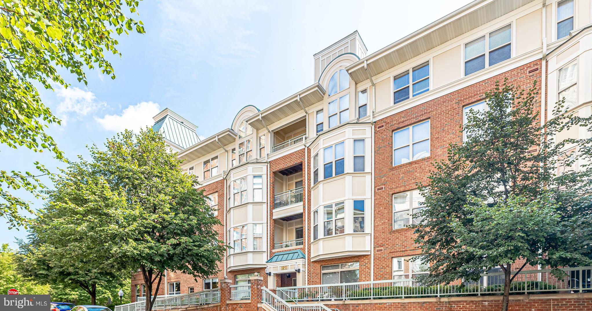 1851 Stratford Park Pl #408