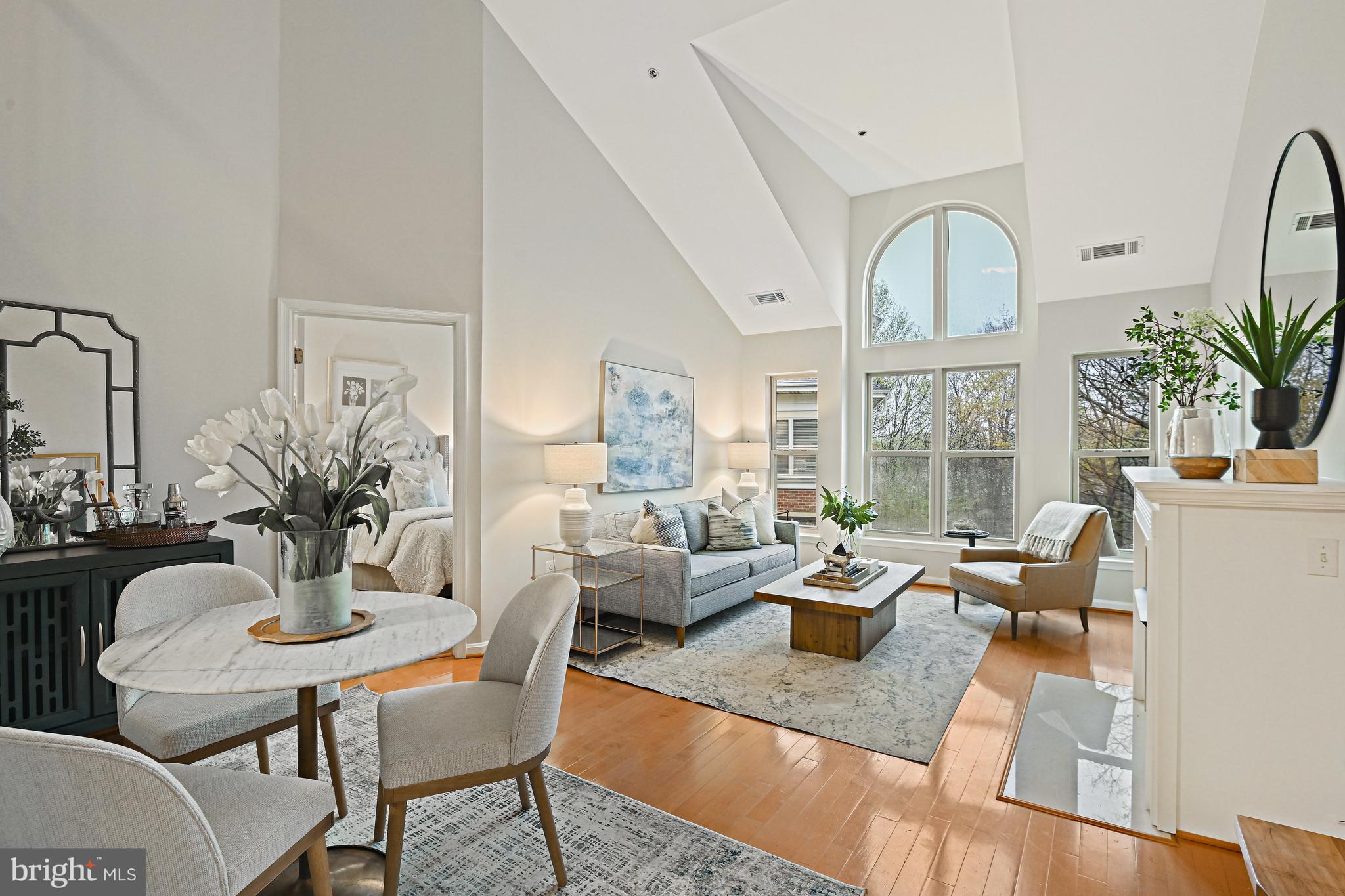 1851 Stratford Park Pl #408