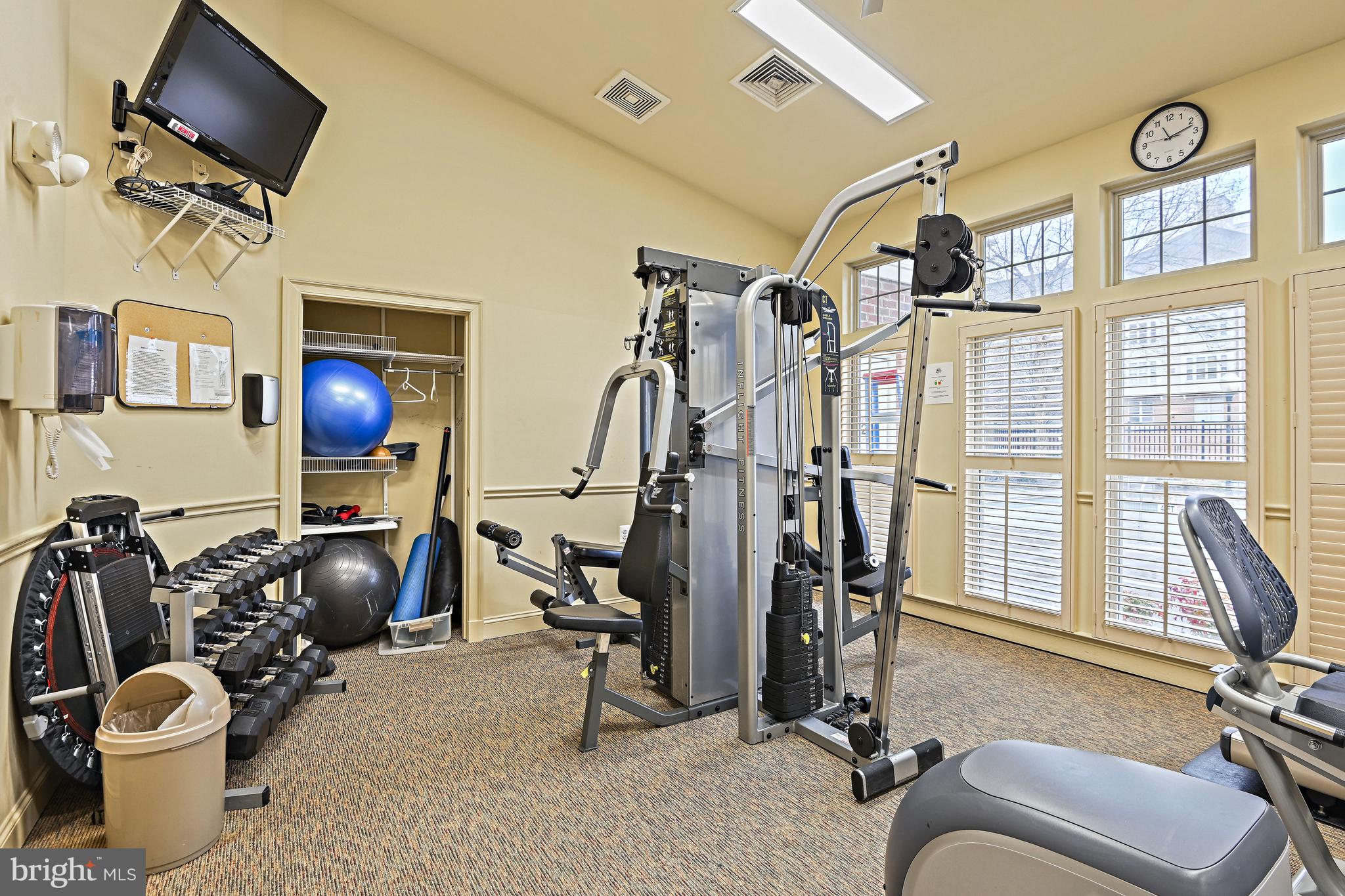 1851 Stratford Park Pl #408