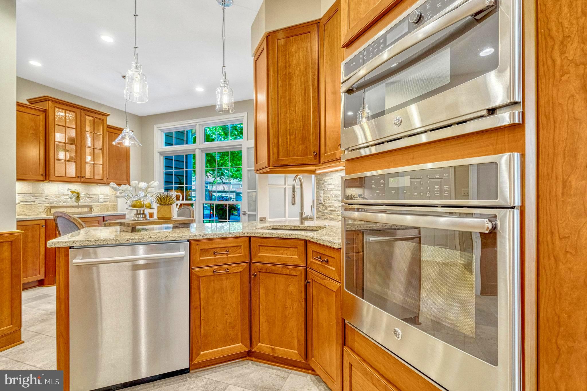 11404 Hollow Timber Way