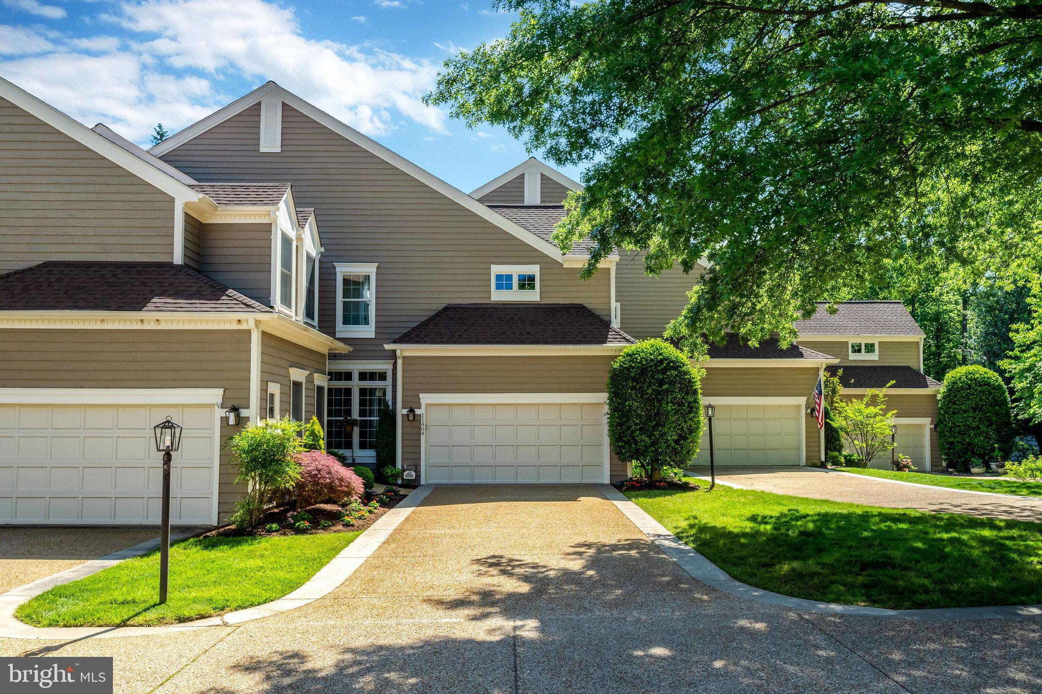 11404 Hollow Timber Way