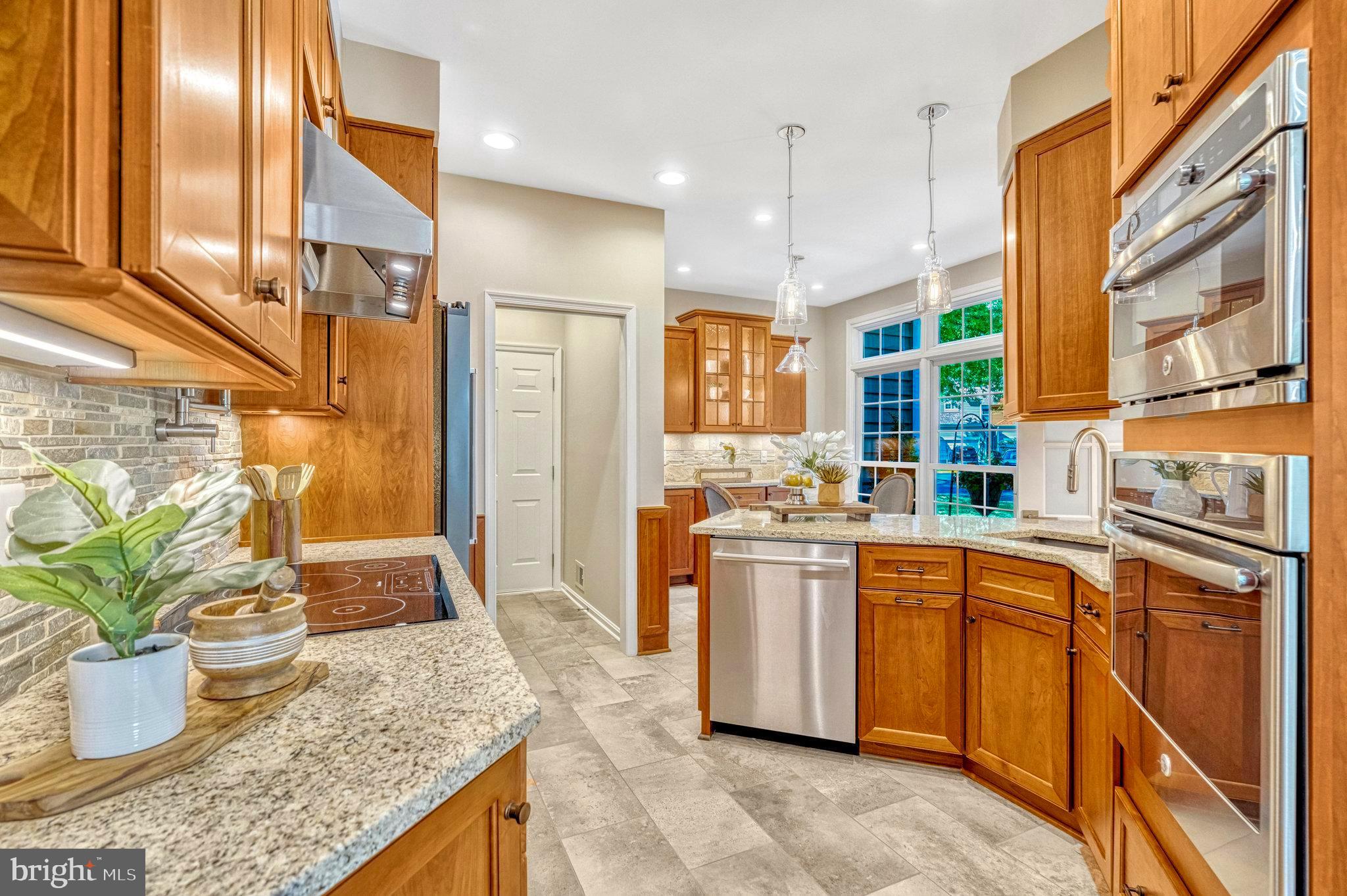 11404 Hollow Timber Way