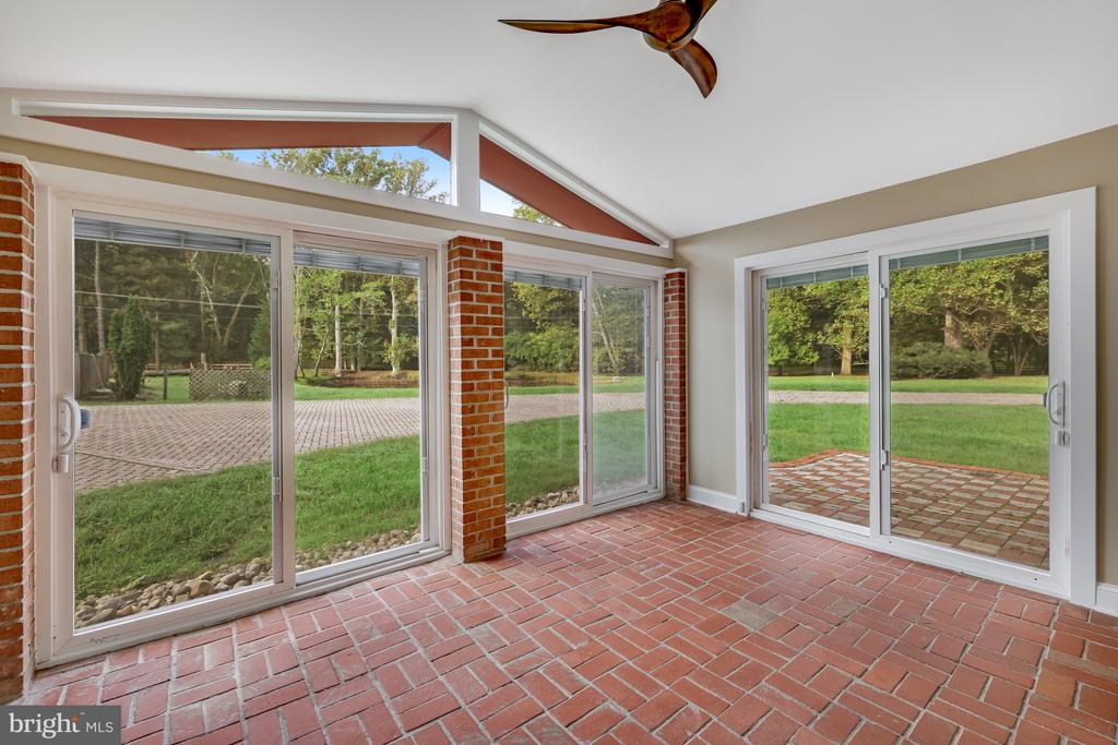 1036 LEIGH MILL RD