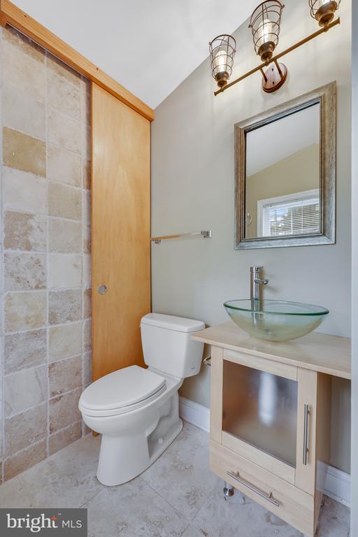 1036 LEIGH MILL RD