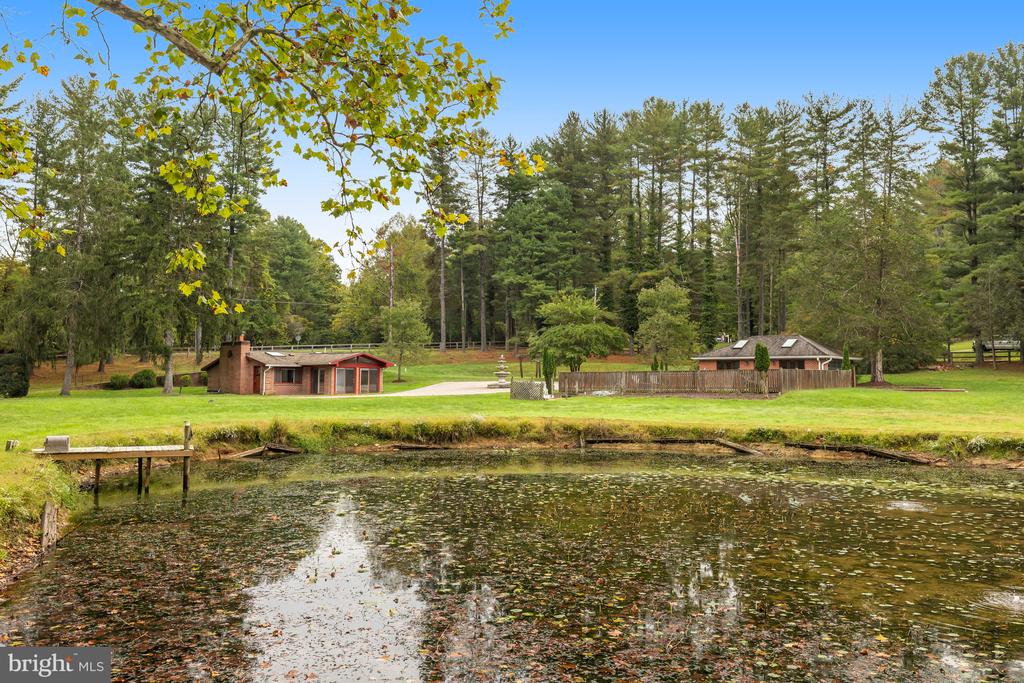 1036 LEIGH MILL RD