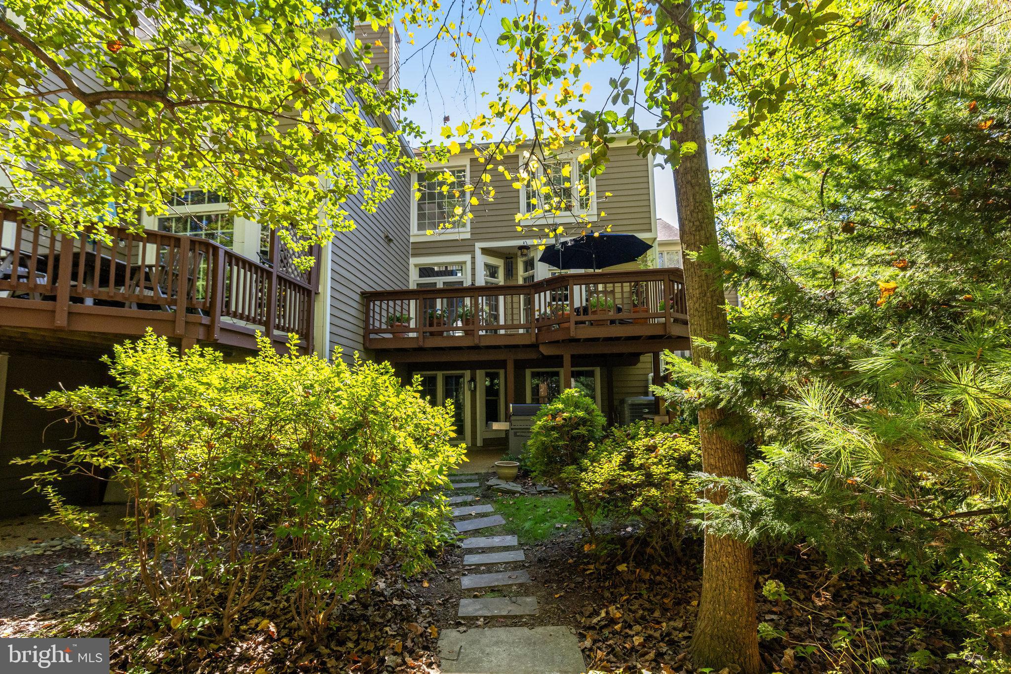 11410 Hollow Timber Way