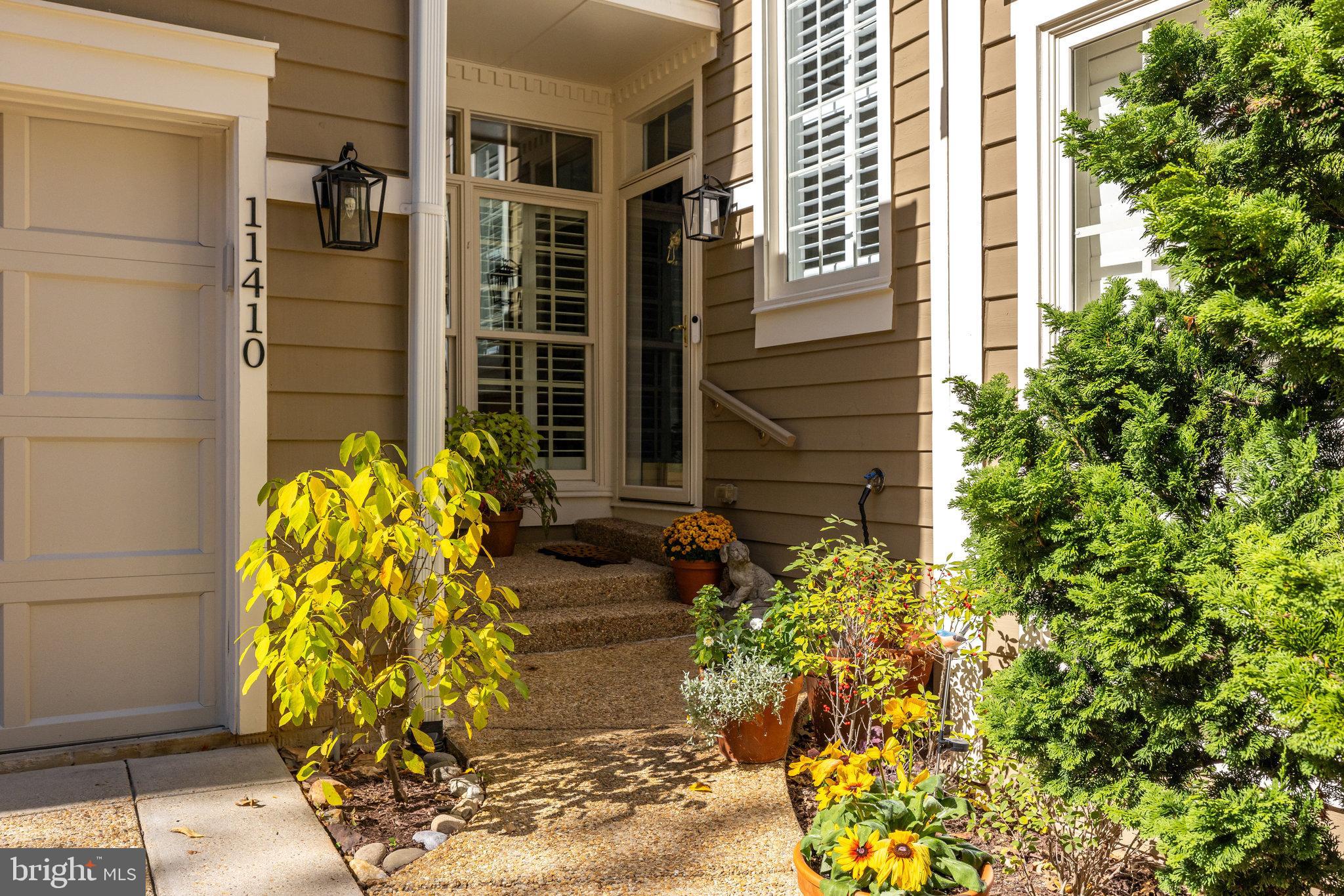 11410 Hollow Timber Way