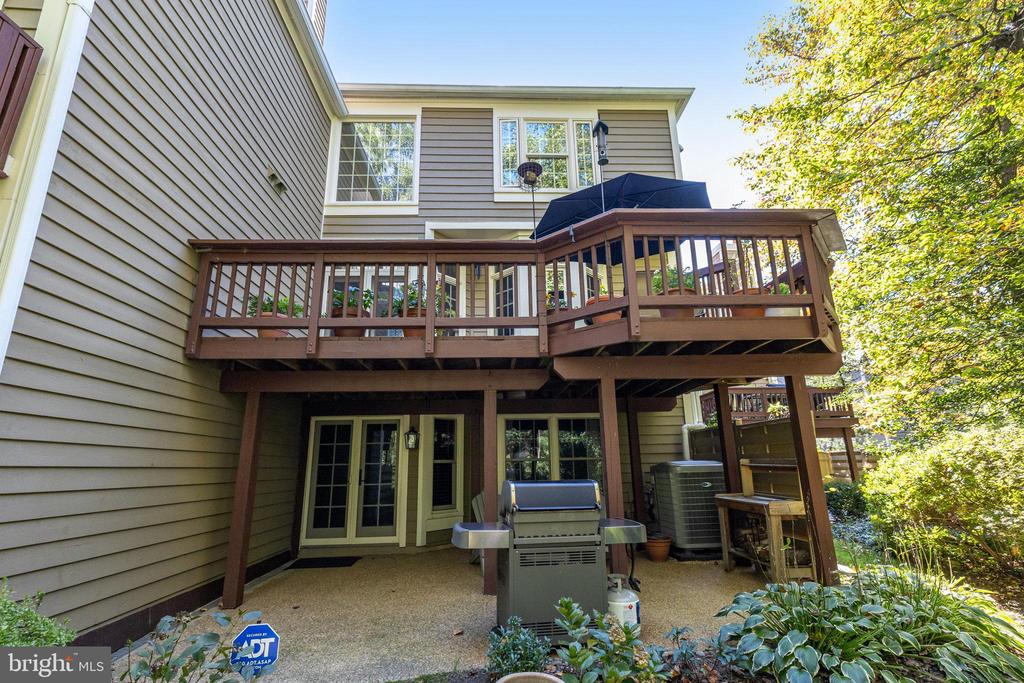 11410 Hollow Timber Way