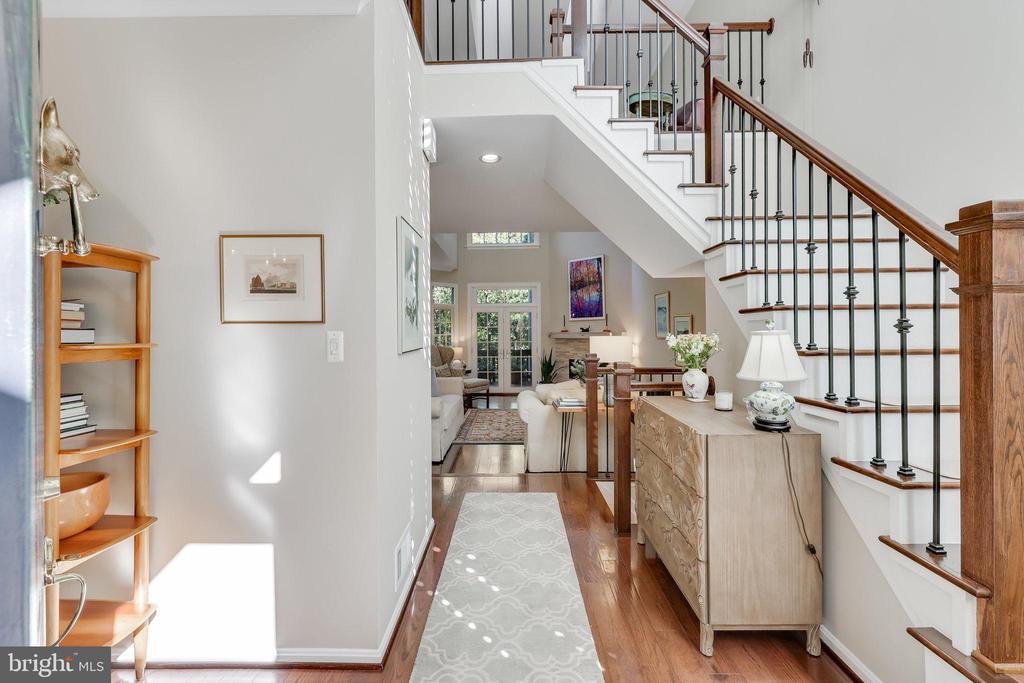 11410 Hollow Timber Way
