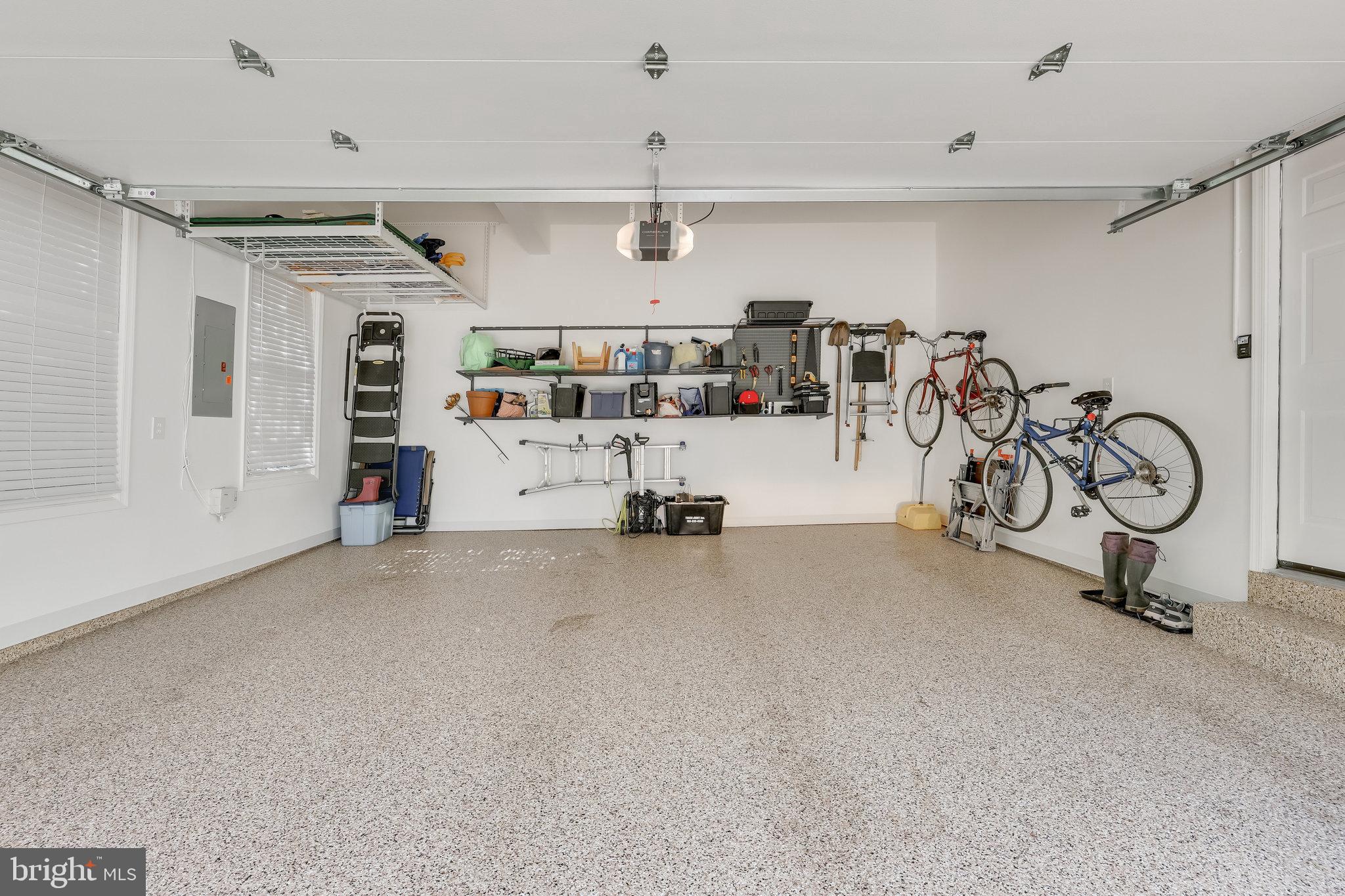 11410 Hollow Timber Way